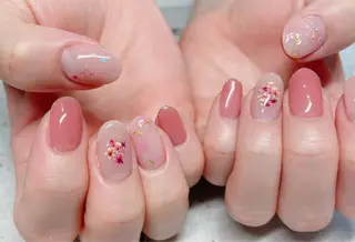 ネイル Shimmer Nail所属・Shimmer Nail⋆*✩のネイルデザイン