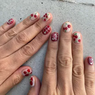 ネイル Yu_me  北堀江店所属・Yu_me 北堀江 chikaのネイルデザイン