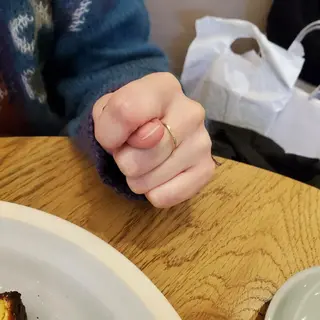 GIFT所属・谷 結奈のヘアスタイル