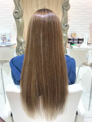 ロング カラー 松吉 純平のヘアスタイル