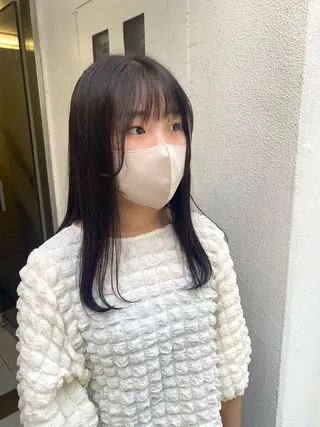 ミディアム ヒガシ サヨのヘアスタイル