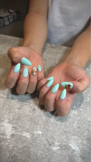 ネイル Nail MOANAのネイルデザイン