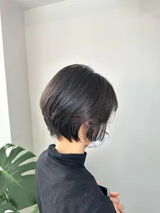 ショート カラー peakshair所属・艶々になる髪質改善 𝒀𝑼𝑻𝑶のヘアスタイル
