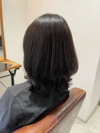 ミディアム 前田 夏季のヘアスタイル