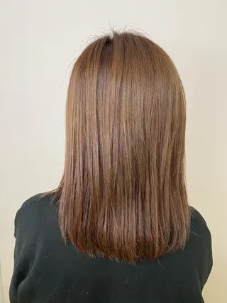 ミディアム 長井 麻帆のヘアスタイル