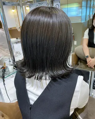 ミディアム 坂井 茅聖のヘアスタイル
