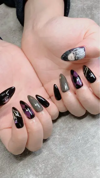 ネイル haleyume所属・shino🌟 痛ネイルのネイルデザイン