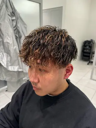カラー パーマ メンズ EMANON  ANNEX池袋東口店所属・SiV(ｼﾋﾞ)✂︎ メンズ専門💈のヘアスタイル