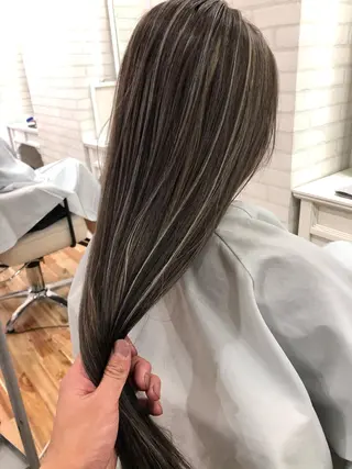 ロング カラー Tao所属・藤川 大智のヘアスタイル