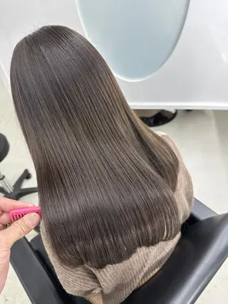 セミロング カラー 🫧髪質改善🫧 神田紗来のヘアスタイル