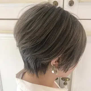 ショート Neolive caffのヘアスタイル