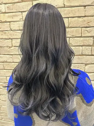 ロング カラー ルシードスタイル REVEのヘアスタイル