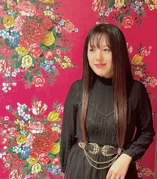 カラー 伊藤 雅のヘアスタイル