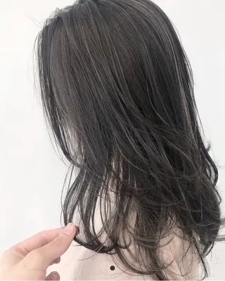ロング カラー ヘアーラウンジ　ラフ所属・須賀 知穂のヘアスタイル
