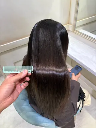 ロング 🟠髪質改善縮毛矯正 刑部一哉🟠のヘアスタイル