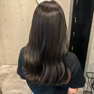 ロング AREND所属・AREND hinanoのヘアスタイル