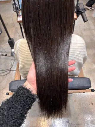 ロング 阿部 史奈のヘアスタイル