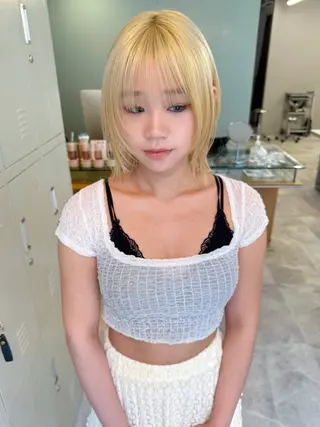 ショート flamme Annaのヘアスタイル