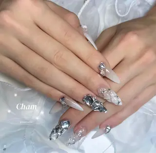 ネイル Cham所属・Cham Haruのネイルデザイン