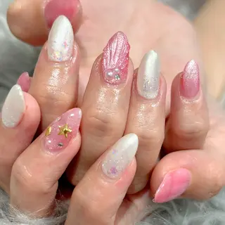 ネイル はあとねいる筑紫口店 Hitomiのネイルデザイン