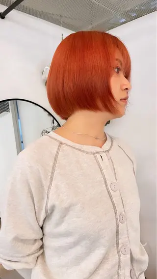 カラー ボブ/レイヤー /河内温太のヘアスタイル