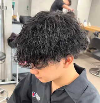メンズ トレンドメンズパーマ 🔥BLUCK札幌のヘアスタイル