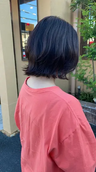 ミディアム カラー 川元 汐音のヘアスタイル