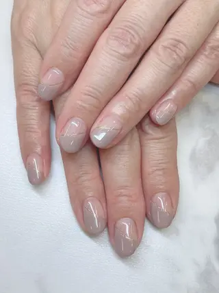 ネイル 渡邉 真衣のネイルデザイン