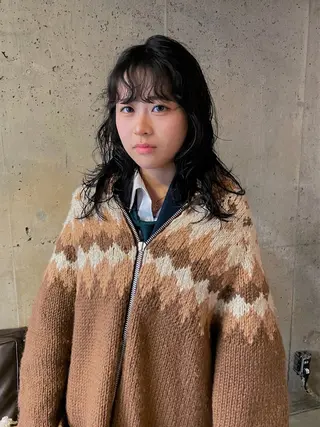 セミロング パーマ パーマ/レイヤー 岩山丈一郎のヘアスタイル