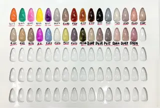 ネイル MAXKELLY MAIKAのネイルデザイン