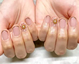 ネイル BABELバベル所属・江戸川橋✨BABEL 【バベル】大人可愛いのネイルデザイン