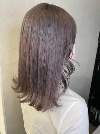 セミロング Rio/ヘアセット/ ハイトーンカラーのヘアスタイル