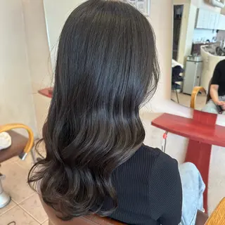 ロング 福山 凪沙のヘアスタイル