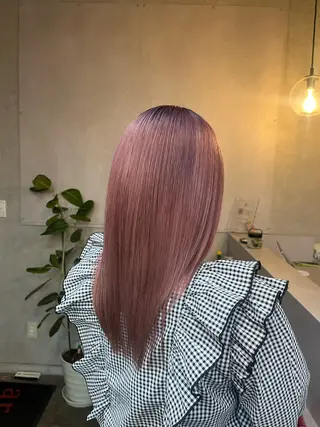 ミディアム ere 代々木公園所属・みほ/ニュアンス/ モード/艶カラーのヘアスタイル