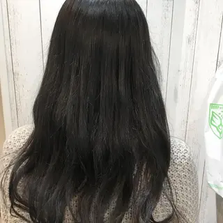 ロング カラー embrace エンブレイスのヘアスタイル