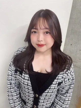 セミロング lift by mag所属・ユナ ナチュラル／透明感のヘアスタイル