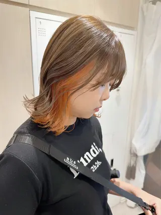 セミロング カラー NaVIユウジ ブリーチカラーのヘアスタイル