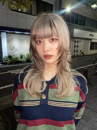 セミロング カラー chloe 【クロエ】のヘアスタイル