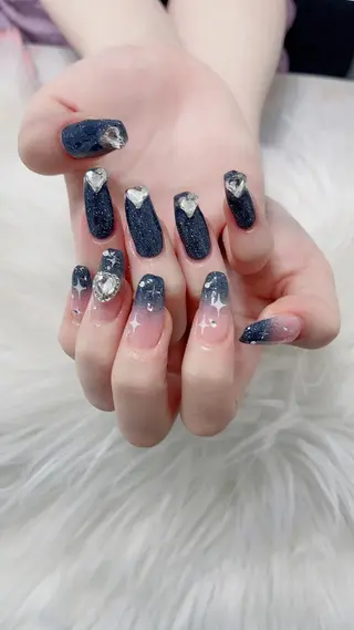 ネイル 菲菲ネイルサロン所属・FF フィフィネイルサロンのネイルデザイン