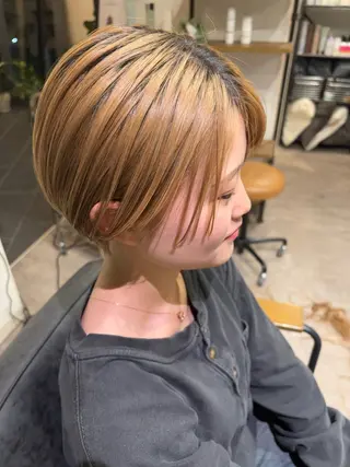 ショート STRAAL所属・門馬 有里のヘアスタイル
