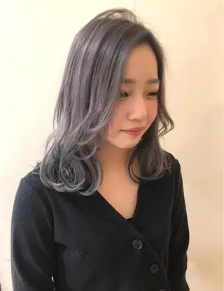 ミディアム カラー 服部 樹季のヘアスタイル