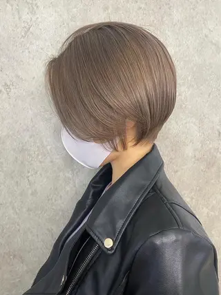 ショート カラー cinq所属・ハイライトカラー ❤︎hirokoのヘアスタイル