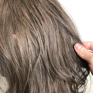 ミディアム 🌈インナーカラー 手塚直生のヘアスタイル