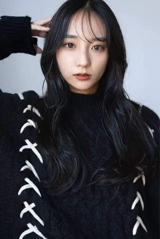 ロング カラー 💐綺麗めレイヤー 、透明感カラー✨のヘアスタイル