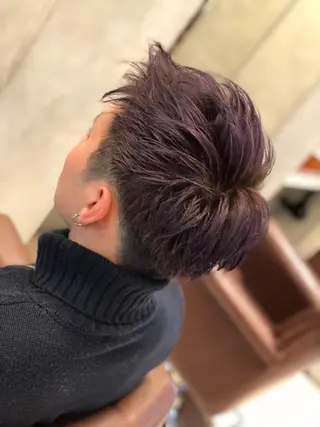 ショート カラー メンズ ブリーチカラー🌈 嘉名 真樹のヘアスタイル