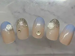 ネイル AYA Reginaのネイルデザイン