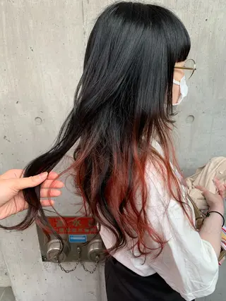 セミロング カラー パーマ ヘアアレンジ メンズ キッズ ネイル マツエク・マツパ アイブロウ 🐺ウルフ×ハイトー ン🖤Yukinoのヘアスタイル