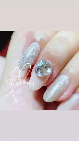 ネイル LAPUTA nailのネイルデザイン