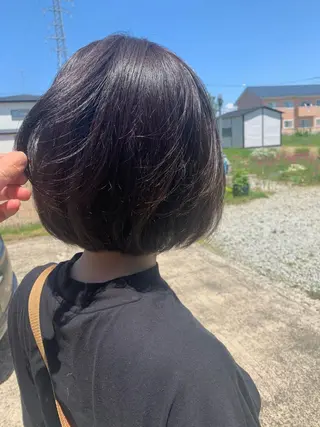 ショート カラー ストウ ナナエのヘアスタイル