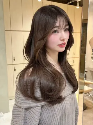 ロング カラー ヘアアレンジ 吉田 晴香のヘアスタイル